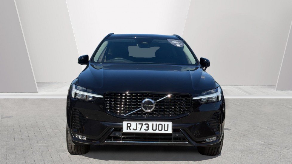 Volvo XC60 2.0 B5P Plus Dark 5dr AWD Geartronic Petrol Estate - Image 8