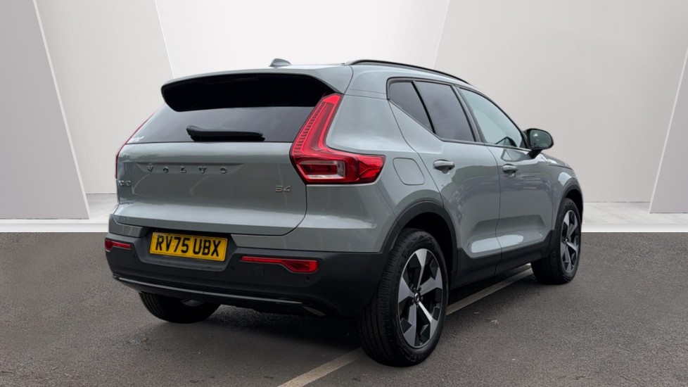 Volvo XC40 2.0 B4P Plus Dark 5dr Auto Petrol Estate - Image 2