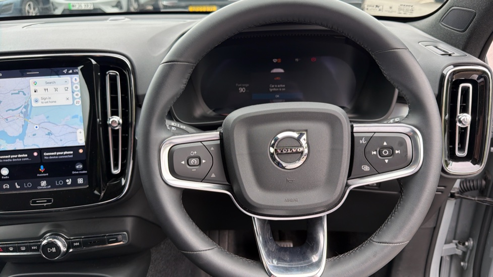 Volvo XC40 2.0 B4P Plus Dark 5dr Auto Petrol Estate - Image 10