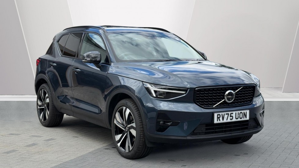 Volvo XC40 2.0 B3P Ultra Dark 5dr Auto Petrol Estate - Image 1