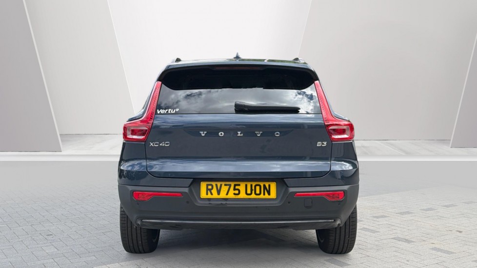 Volvo XC40 2.0 B3P Ultra Dark 5dr Auto Petrol Estate - Image 7