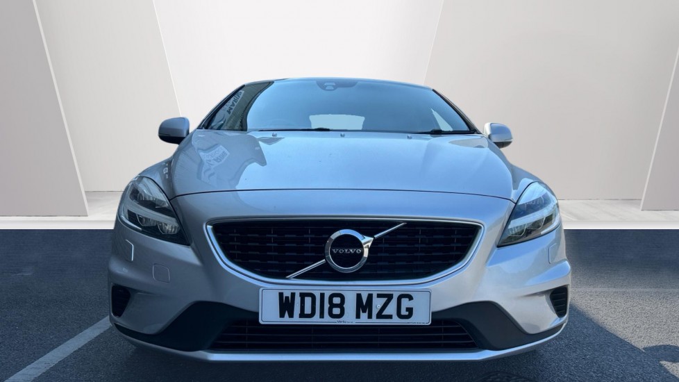 Volvo V40 D2 [120] R DESIGN Nav Plus 5dr Diesel Hatchback - Image 8