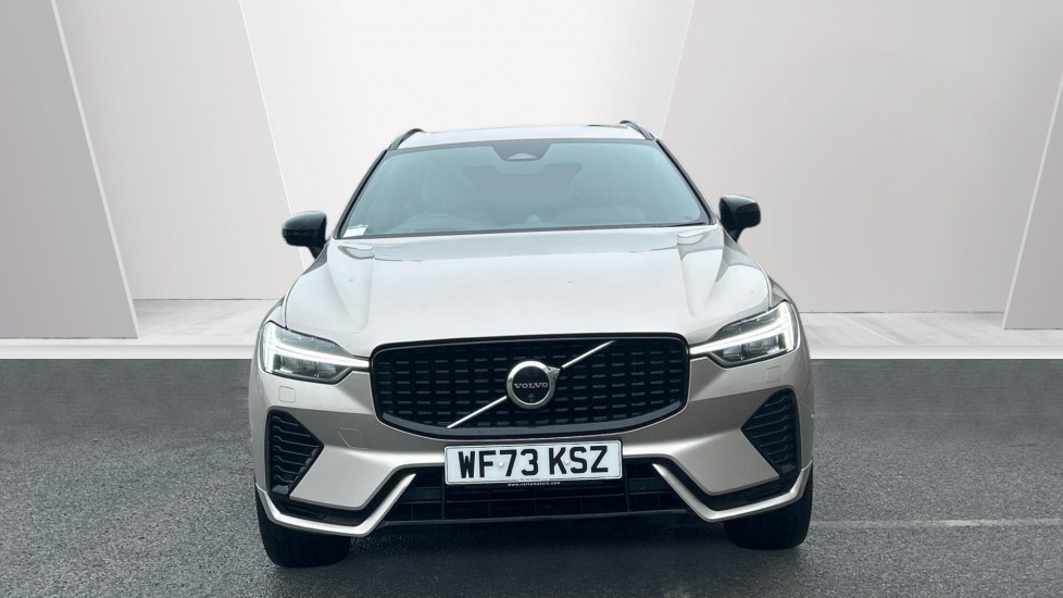 Volvo XC60 2.0 T8 [455] RC PHEV Ultimate Dark 5dr AWD Gtron Estate - Image 8