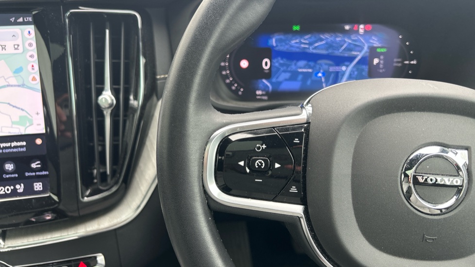 Volvo XC60 2.0 T8 [455] RC PHEV Ultimate Dark 5dr AWD Gtron Estate - Image 19