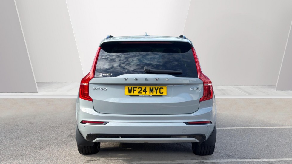 Volvo XC90 2.0 B5P [250] Plus Dark 5dr AWD Geartronic Petrol Estate - Image 7
