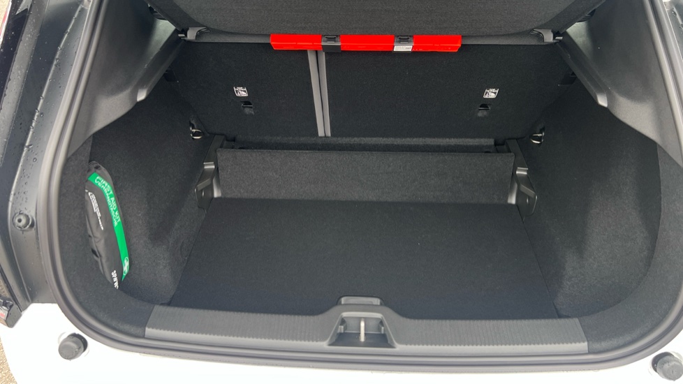 Volvo EX30 315kW Twin Motor Performance Plus 69kWh 5dr Auto Electric Estate - Image 35