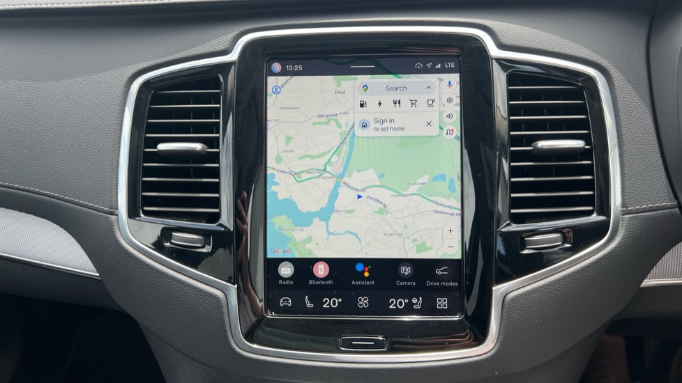 Volvo XC90 2.0 T8 [455] RC PHEV Plus Dark 5dr AWD Geartronic Estate - Image 17