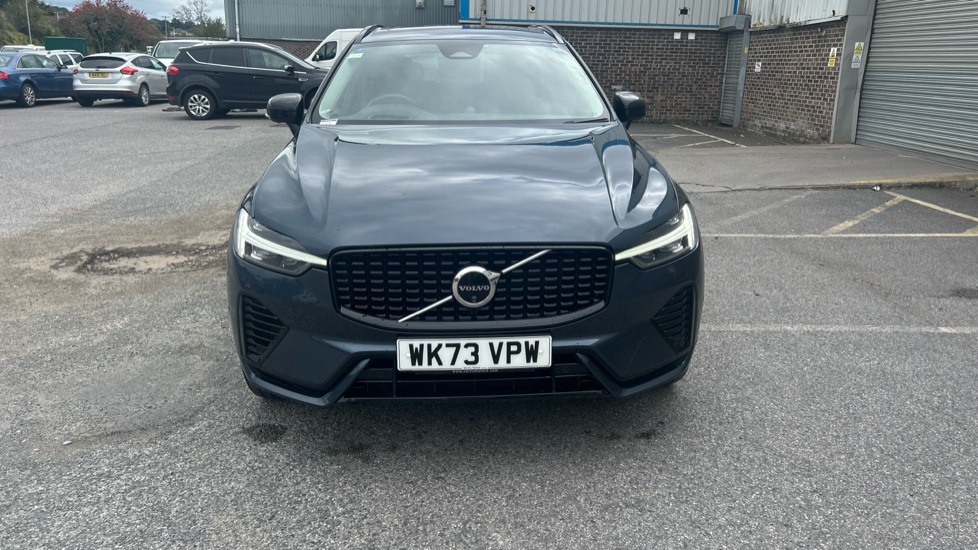 Volvo XC60 2.0 T8 [455] RC PHEV Ultimate Dark 5dr AWD Gtron Estate - Image 40
