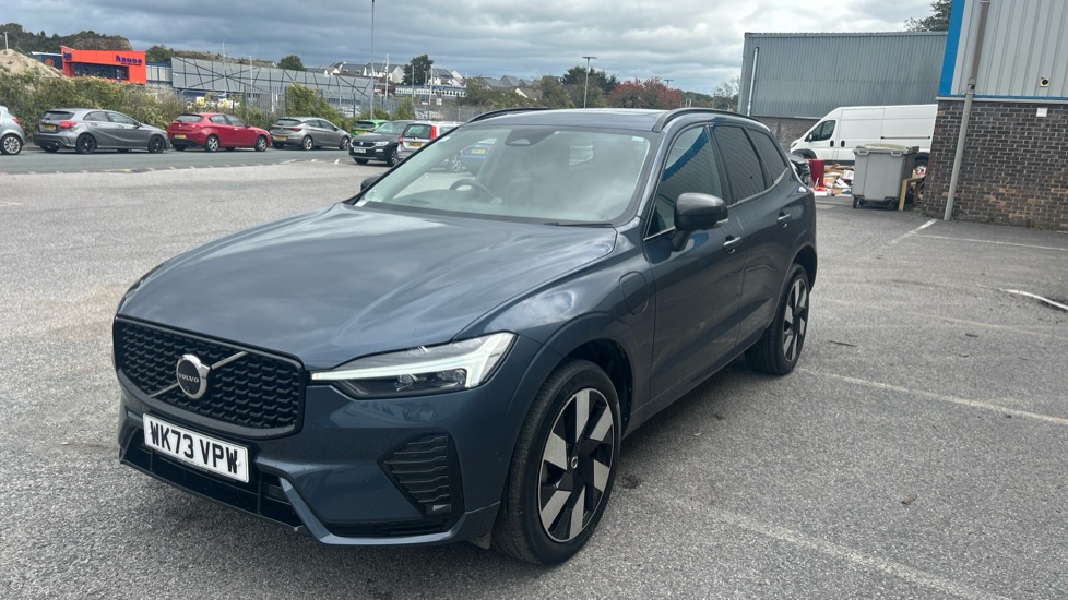 Volvo XC60 2.0 T8 [455] RC PHEV Ultimate Dark 5dr AWD Gtron Estate - Image 42