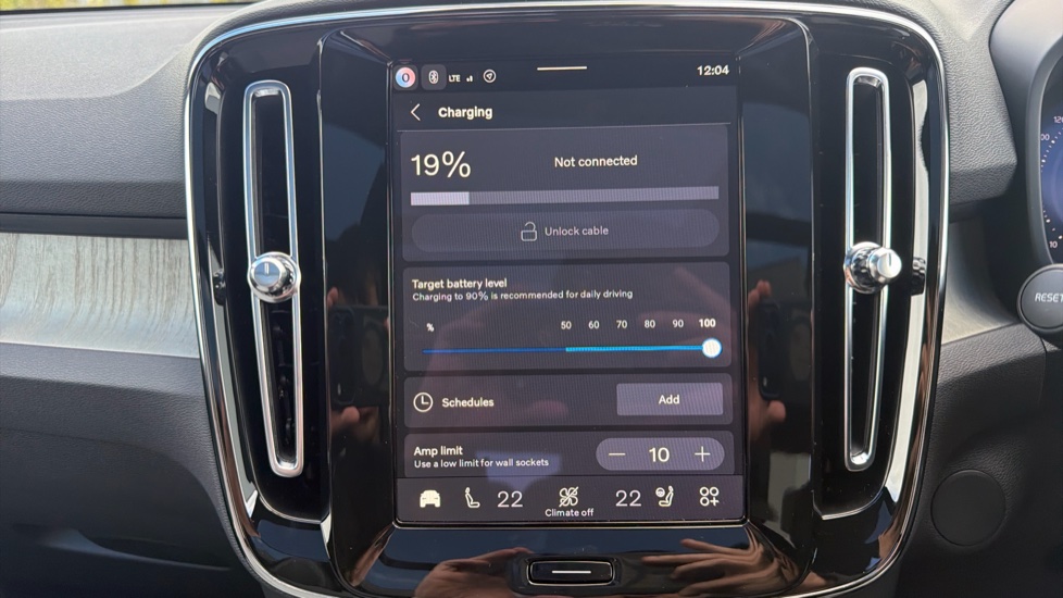 Volvo EX40 185kW Extended Range Ultra 82kWh 5dr Auto Electric Estate - Image 38