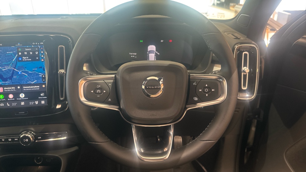 Volvo XC40 2.0 B4P Plus Dark 5dr Auto Petrol Estate - Image 10