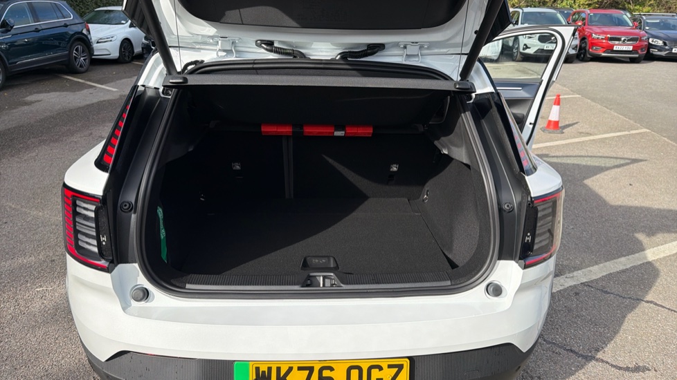 Volvo EX30 200kW P5 Long Range Ultra Black Ed 69kWh 5dr Auto Electric Estate - Image 13