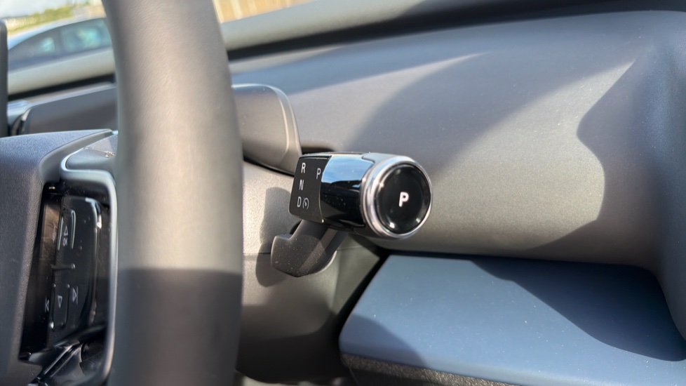 Volvo EX30 200kW P5 LR Ultra Black Ed 69kWh 5dr Auto [NI] Electric Estate - Image 21