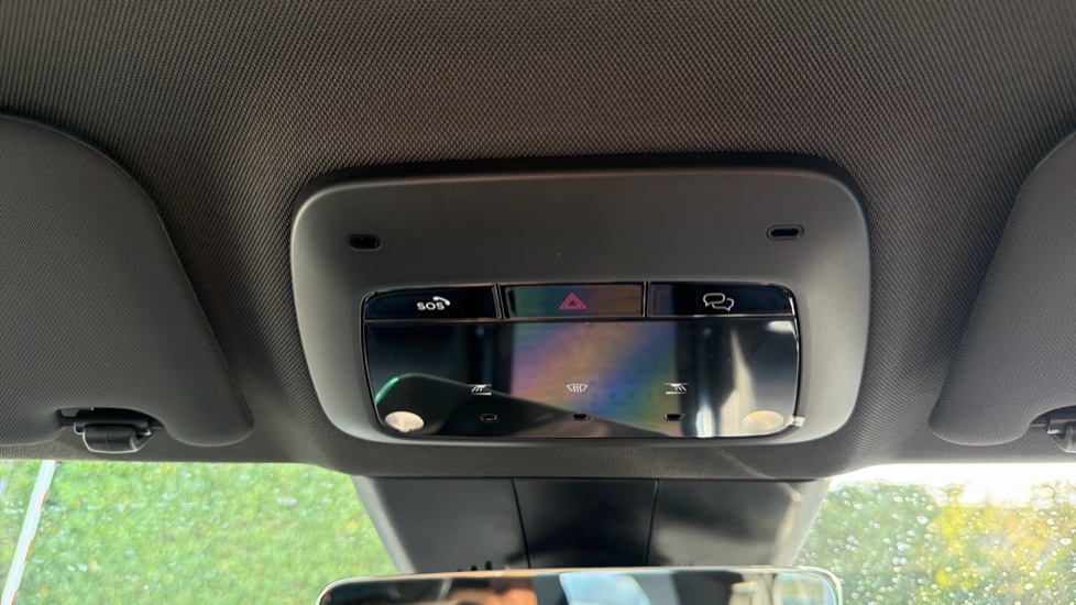 Volvo EX30 200kW P5 Core 51kWh 5dr Auto Electric Estate - Image 27