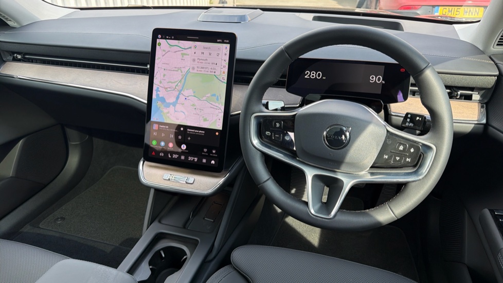 Volvo ES90 245kW SM Extended Range Plus 92kWh 5dr Auto Electric Hatchback - Image 4