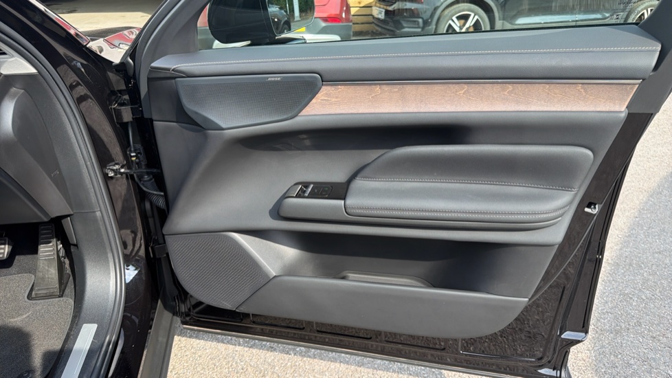 Volvo ES90 245kW SM Extended Range Plus 92kWh 5dr Auto Electric Hatchback - Image 29