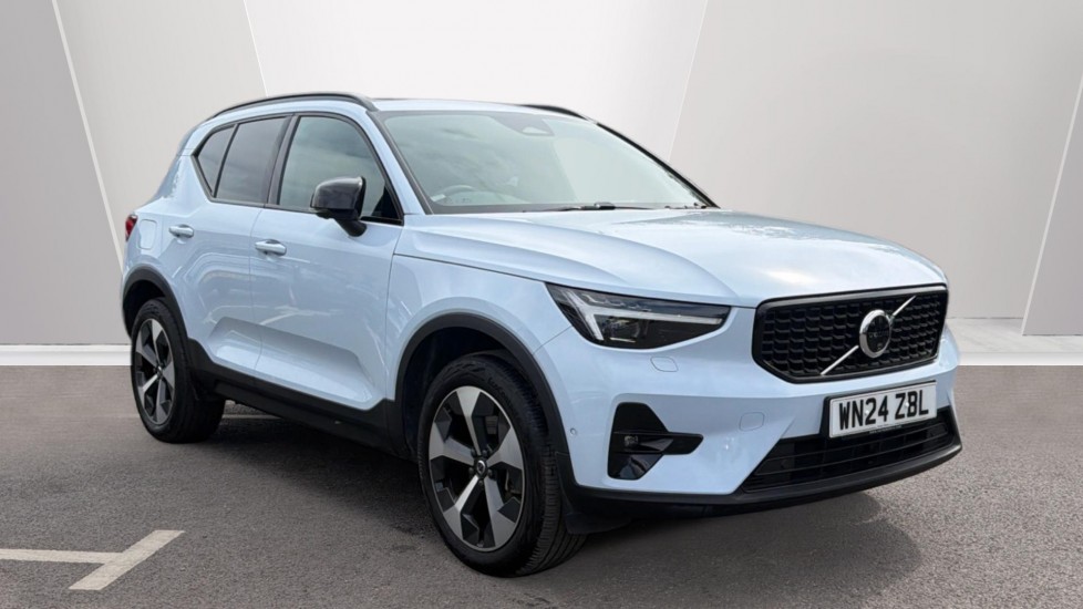 Volvo XC40 2.0 B3P Ultimate Dark 5dr Auto Petrol Estate - Image 1