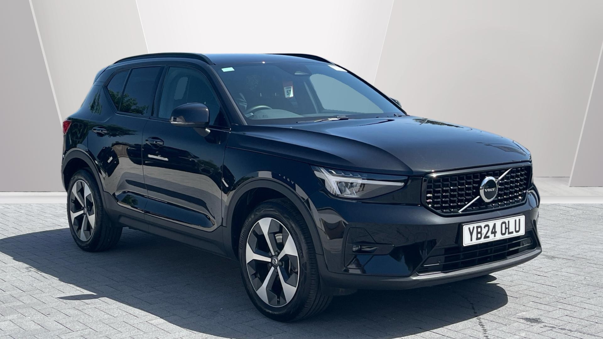 Volvo XC40 dealer public-web source image