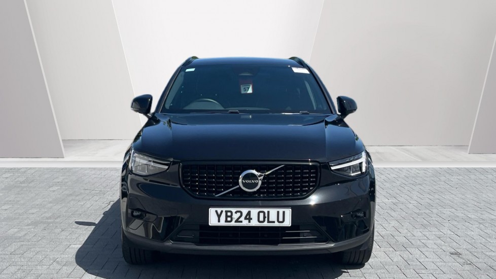 Volvo XC40 2.0 B4P Plus Dark 5dr Auto Petrol Estate - Image 8