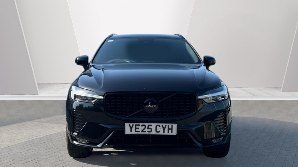 Volvo XC60 2.0 B5P Plus Black Edition 5dr AWD Geartronic Petrol Estate - Image 8
