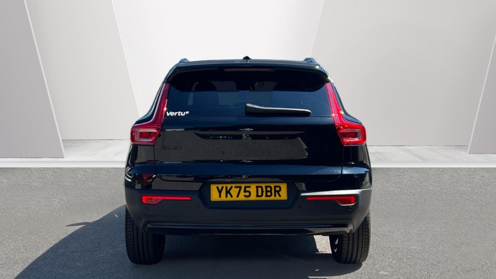 Volvo XC40 2.0 B4P Plus Pro Black Edition 5dr Auto Petrol Estate - Image 7