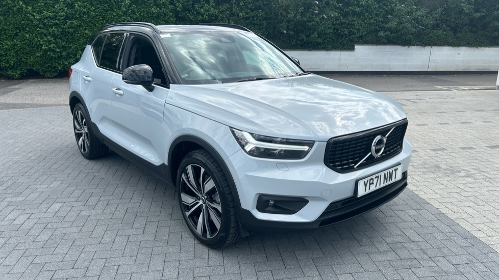 Volvo XC40 1.5 T5 Recharge PHEV R DESIGN Pro 5dr Auto Estate - Image 36