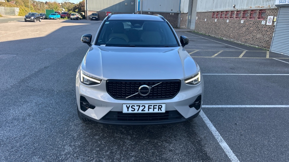 Volvo XC40 2.0 B3P Plus Dark 5dr Auto Petrol Estate - Image 44