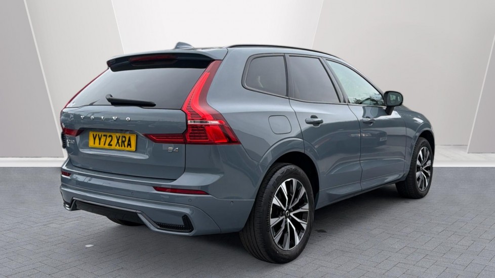 Volvo XC60 2.0 B4P Plus Dark 5dr Geartronic Petrol Estate - Image 2
