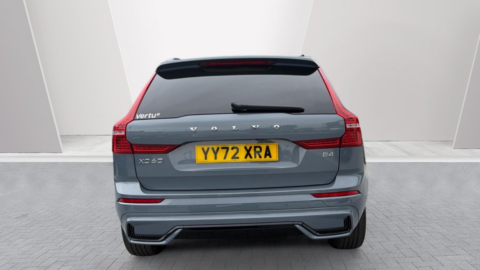 Volvo XC60 2.0 B4P Plus Dark 5dr Geartronic Petrol Estate - Image 7