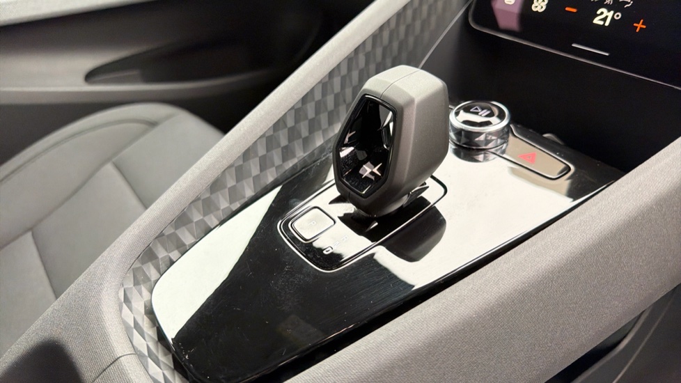 Polestar 2 20kW 82kWh Long Range Single motor 5dr Auto Electric Hatchback - Image 14
