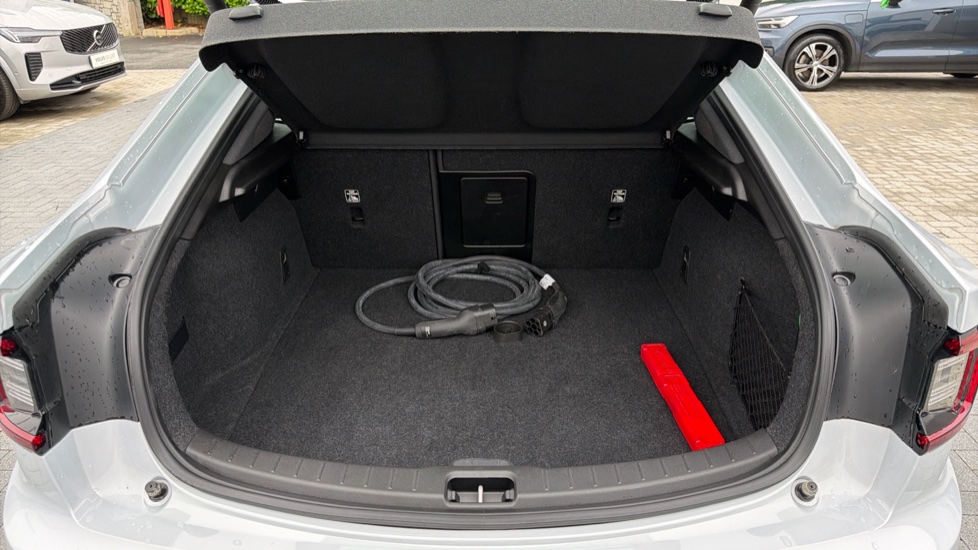 Polestar 2 20kW 82kWh Long Range Single motor 5dr Auto Electric Hatchback - Image 17