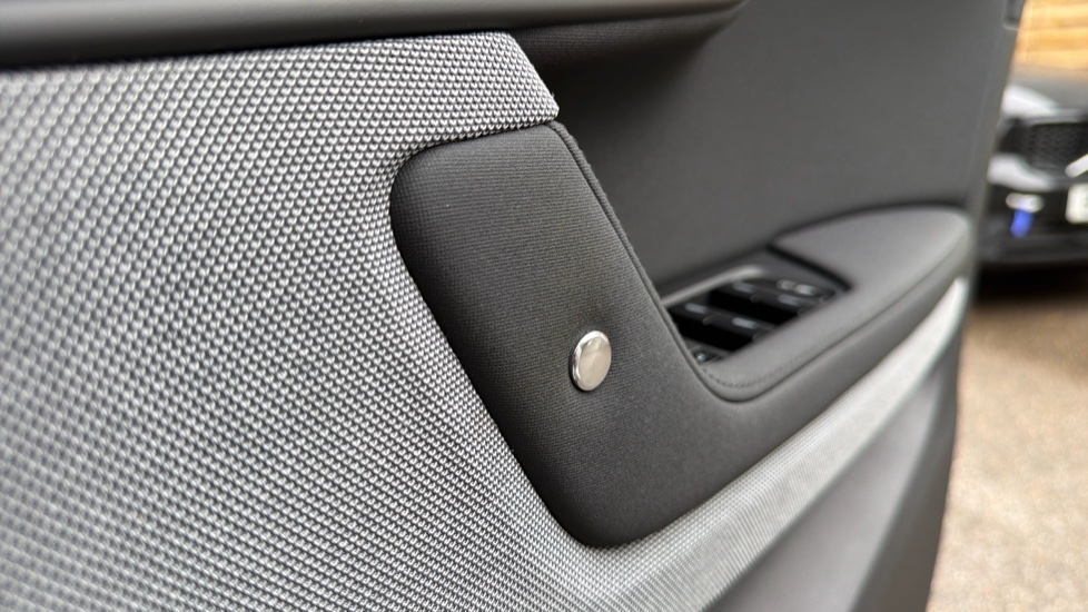 Polestar 2 20kW 82kWh Long Range Single motor 5dr Auto Electric Hatchback - Image 41