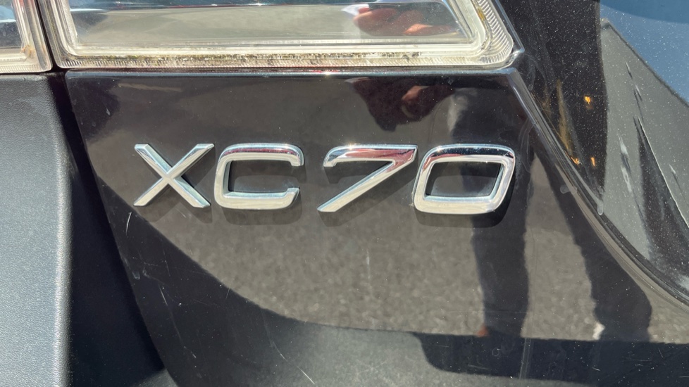Volvo XC70 D5 [220] SE Lux 5dr AWD Geartronic Diesel Estate - Image 33