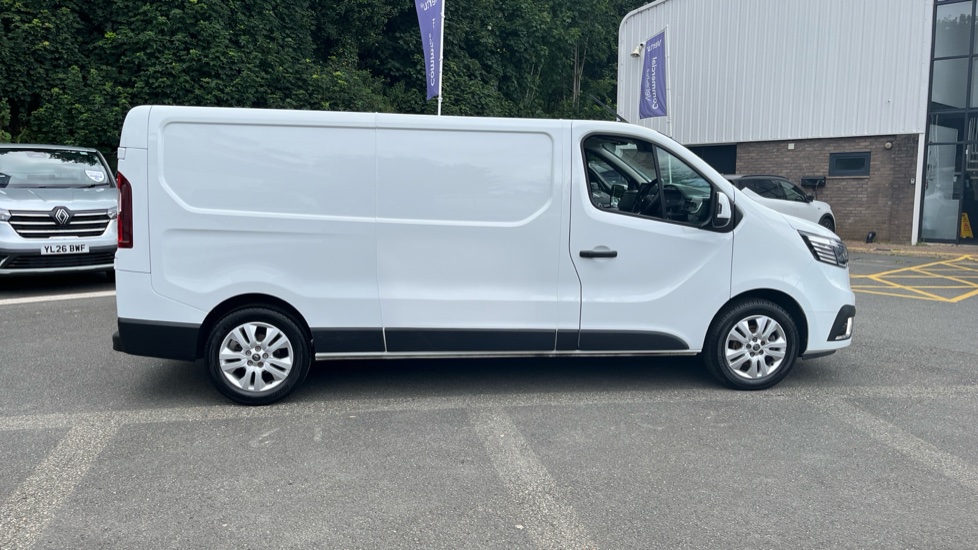 Renault Trafic Lwb Diesel LL30 Blue dCi 130 Sport Van - Image 9