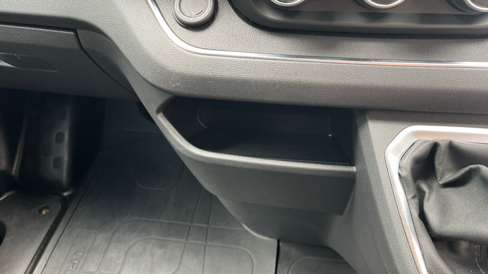 Renault Trafic Lwb Diesel LL30 Blue dCi 130 Sport Van - Image 33