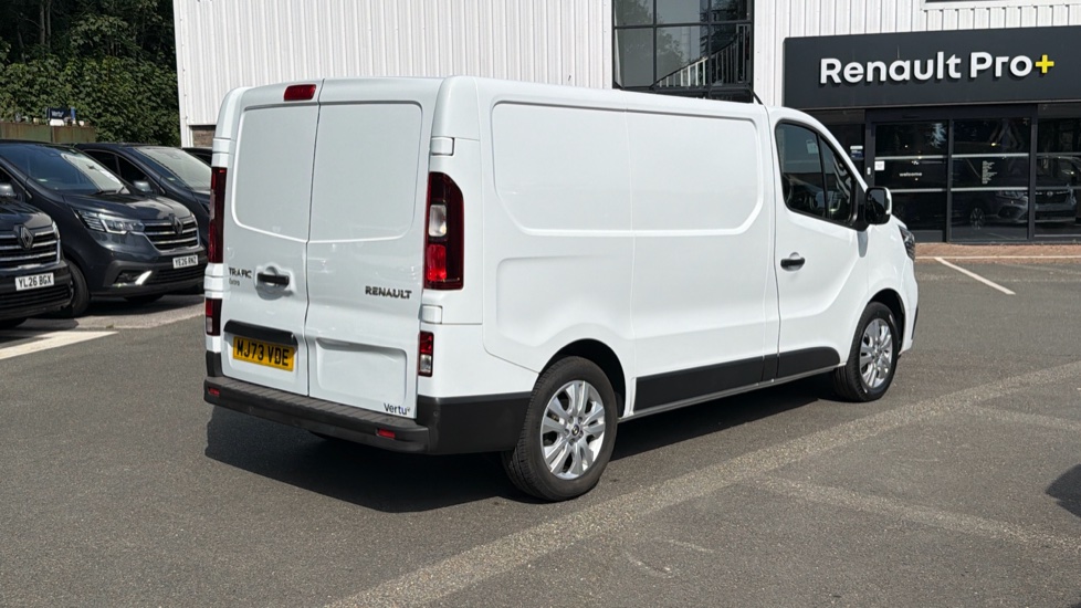 Renault Trafic Swb Diesel SL30 Blue dCi 130 Extra Van - Image 10
