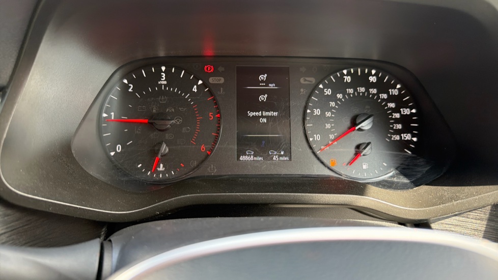 Renault Trafic Swb Diesel SL30 Blue dCi 130 Extra Van - Image 33