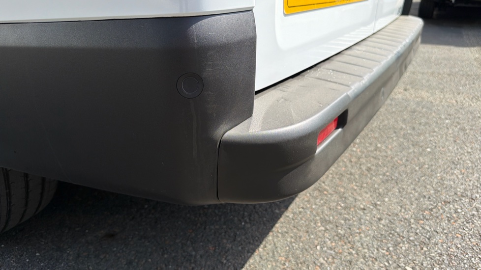 Renault Trafic Swb Diesel SL30 Blue dCi 130 Extra Van - Image 41