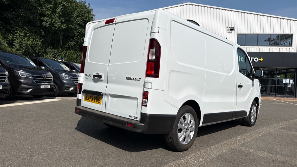 Renault Trafic Swb Diesel SL30 Blue dCi 130 Extra Van - Image 44