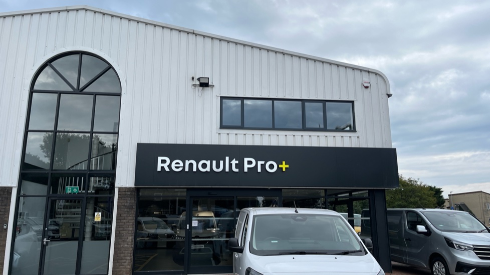 Renault Kangoo L1 Diesel ML19 Blue dCi 95 Start Van - Image 43