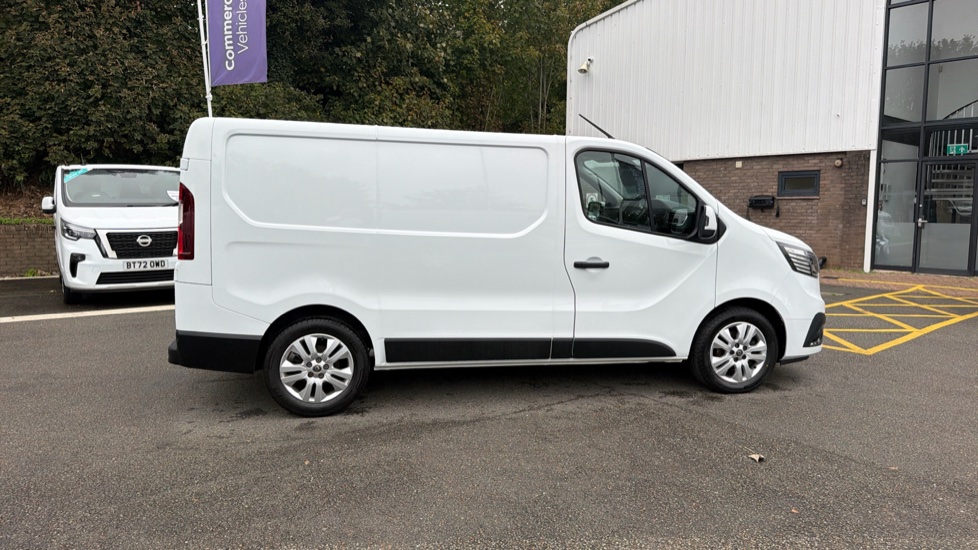 Renault Trafic Swb Diesel SL28 Blue dCi 130 Sport Van - Image 9