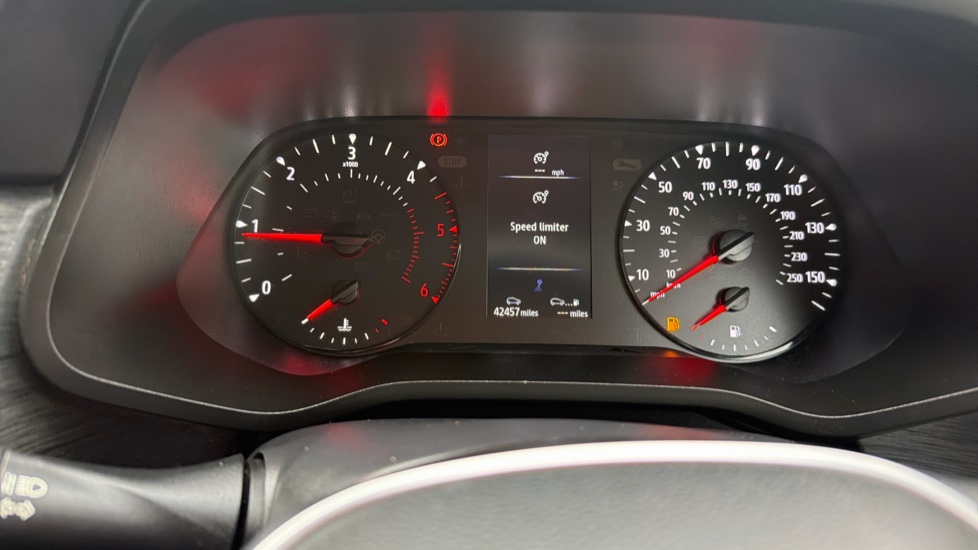 Renault Trafic Swb Diesel SL28 Blue dCi 130 Sport Van - Image 34