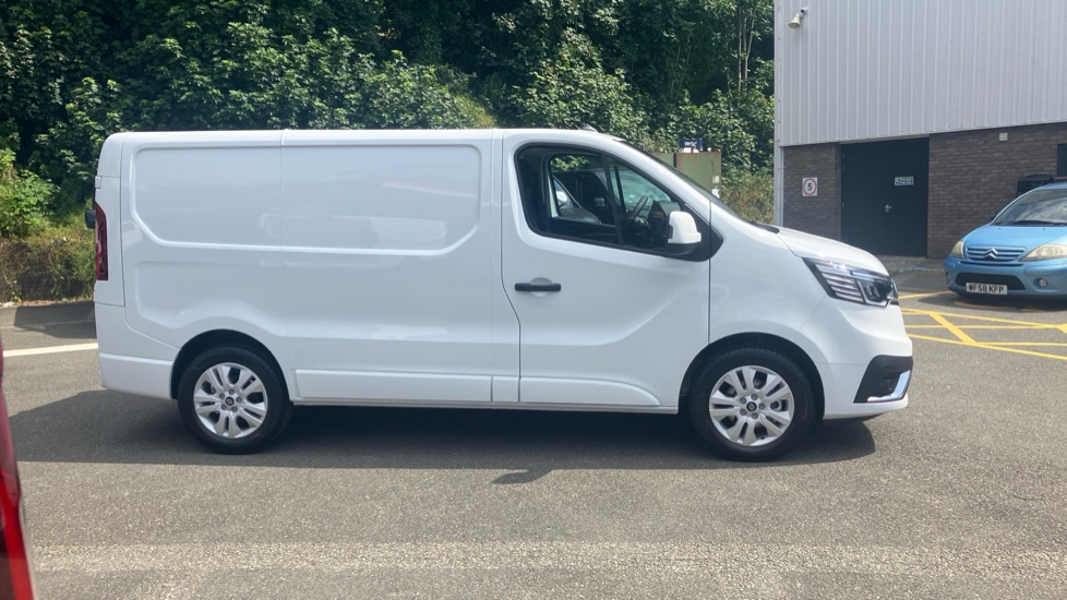 Renault Trafic Swb Diesel SL30 Blue dCi 150 Extra [Safety] Van EAG9 - Image 9