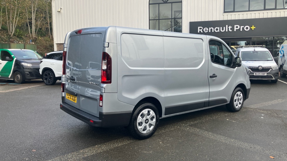 Renault Trafic Swb Diesel SL30 Blue dCi 130 Advance [Safety] Van - Image 10