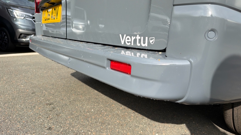 Renault Trafic Swb Diesel SL30 Blue dCi 130 Extra [Safety] Van - Image 38