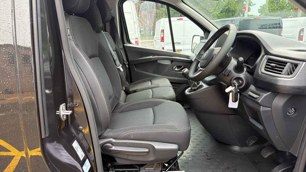 Renault Trafic Lwb Diesel LL30 Blue dCi 130 Extra [Safety] Van - Image 6