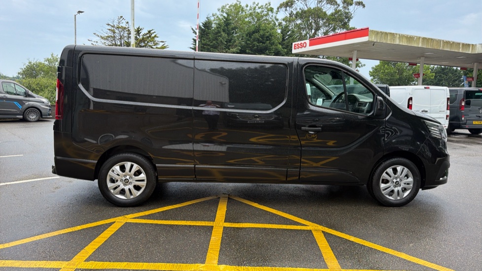 Renault Trafic Lwb Diesel LL30 Blue dCi 130 Extra [Safety] Van - Image 9