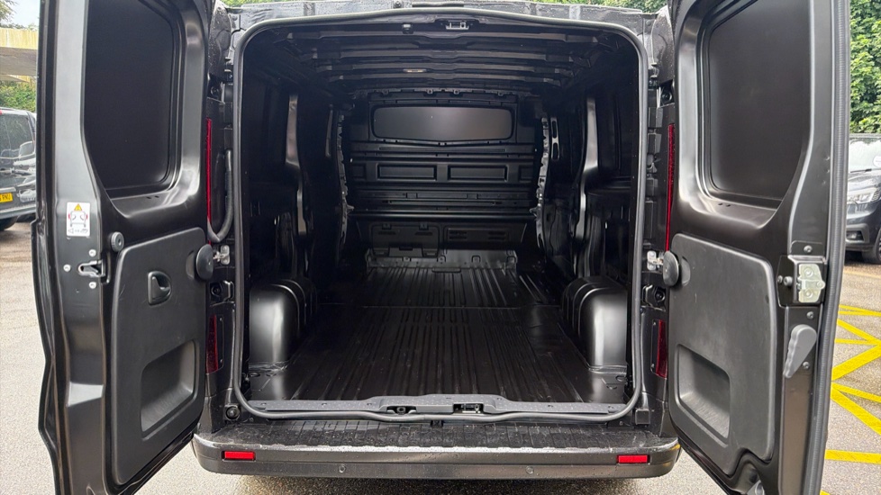 Renault Trafic Lwb Diesel LL30 Blue dCi 130 Extra [Safety] Van - Image 12