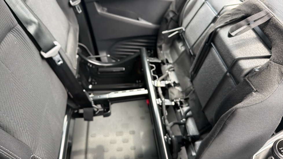Renault Trafic Lwb Diesel LL30 Blue dCi 130 Extra [Safety] Van - Image 33