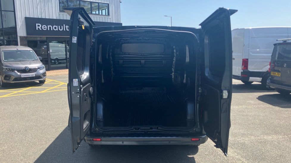 Renault Trafic Lwb Diesel LL30 Blue dCi 150 Graphite Edition Van - Image 3